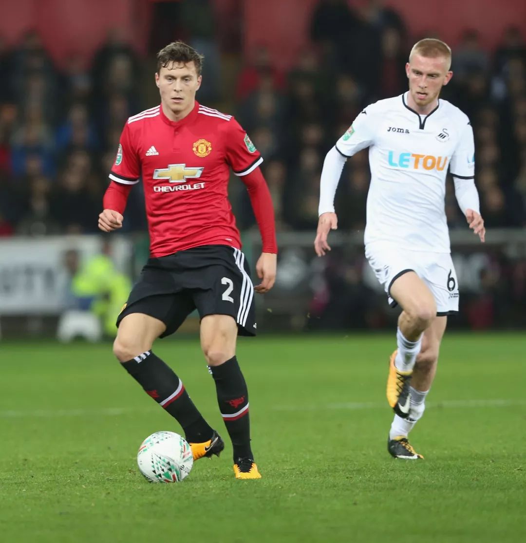 应在公共福 应在公共福