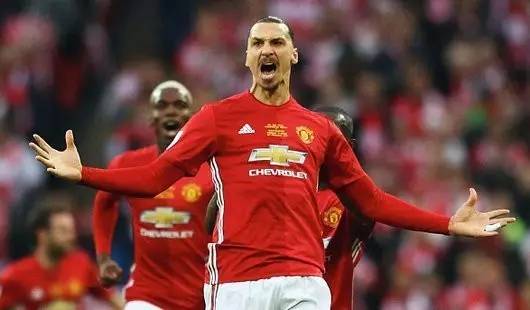 場外的輿論 場外的輿論